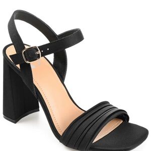 Journee Collection Women's Black Block Heel Sandals Shoes